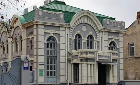 До десяти років позбавлення волі: такий строк загрожує підпалювачам херсонської Синагоги