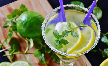 П’ять літніх освіжаючих безалкогольних напоїв від Сватове.City, які легко приготувати вдома: рецепти