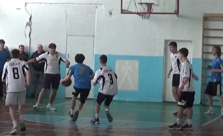 У Старокостянтинові провели баскетбольний турнір на честь учасників бойових дій та О.Денисюка