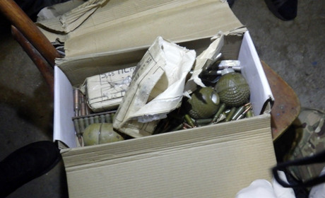 У жителя Херсонщини вилучили гранати та набої: він знайшов їх на колишніх позиціях окупантів
