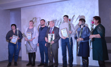 День місцевого самоврядування: святковий настрій та яскравий концерт