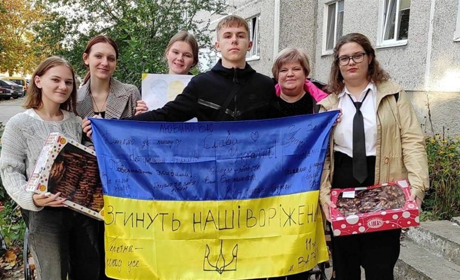 У Вараській громаді освітяни та учні продовжують волонтерити
