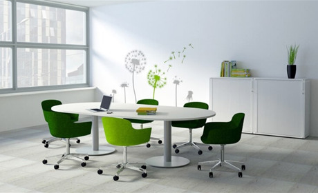 Каким должен быть стол для совещаний?