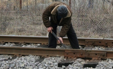 Крадіжки на залізниці. Чи знайдені злодії і де вкрадені рейки на Городоччині