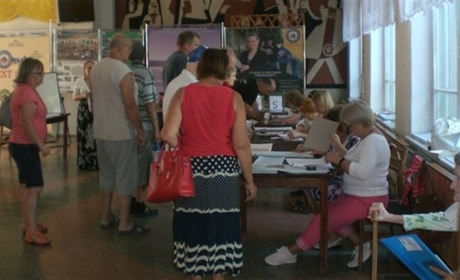 Жінки віддуваються за чоловіків