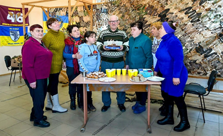 Тисячна маскувальна сітка від волонтерів Шубівки, Ліщинки й Тернівки