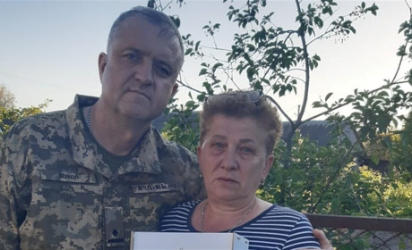 Родинам загиблих воїнів 140 окремого батальйону ТРО вручили скриньки Пам’яті