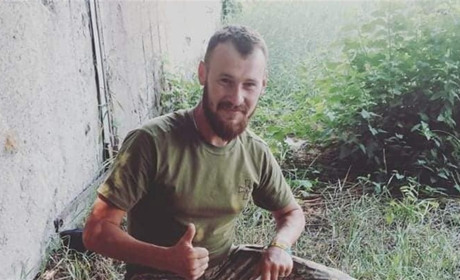 Новгород-Сіверщина попрощалася із Захисником Станіславом Особливцем, який загинув на Донеччині