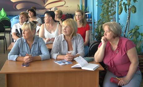 У Шосткинській публічній бібліотеці запрацювали курси з вдосконалення української мови
