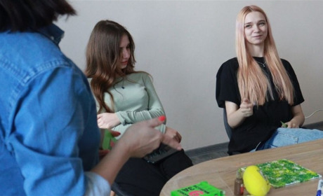 "Я більше не боюсь своїх думок": історія Лізи, яка змогла віднайти спокій серед хаосу війни