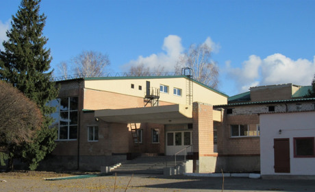 У Сватовому майже відновили восьму школу після буревію, який був у червні 2019: Що там зробили