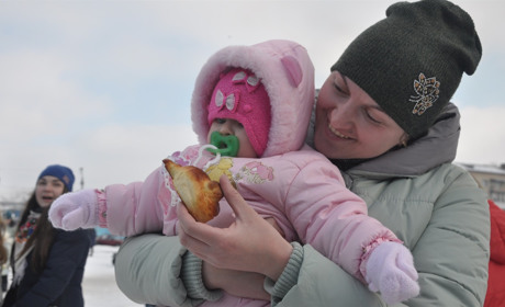 Мамо, обійми. Поради психолога, як порозумітись із дітьми різного віку