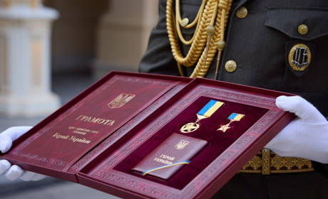 Звільняв Херсонщину: морпіха нагородили званням Героя України