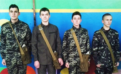 У Дмитрівській школі змагалися майбутні захисники