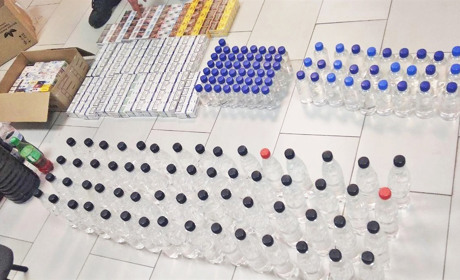 У Рафалівці поліцейські вилучили підробний алкоголь та цигарки
