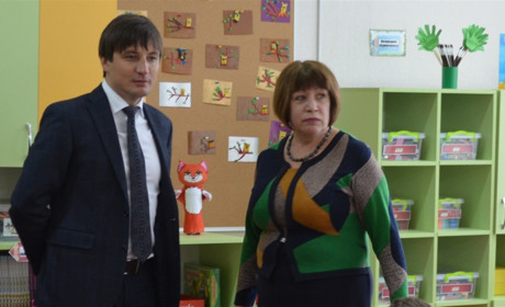 Про що корюківські медики і освітяни говорили з нардепом Анатолієм Євлаховим?