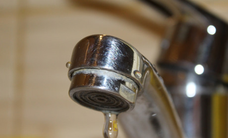 У Волновасі відключили воду:  чи буде підвоз?