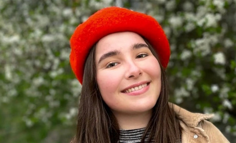 Трагічно загинула херсонська мисткиня: нещодавно вона представила серію робіт про жінок