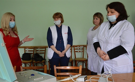 Бізнес-леді зі Сватового подарувала місцевій лікарні апарат УЗД: чим він допоможе пацієнтам