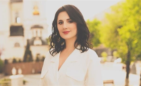 До якого комітету у Верховній Раді увішла Ірина Борзова, депутат від 14 округу, в який входить Бар