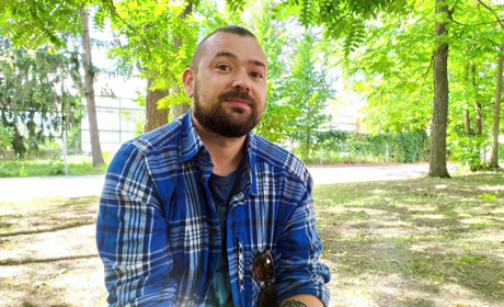 Уманець Костянтин Шепета кілька місяців поспіль готує м’ясні смаколики для захисників