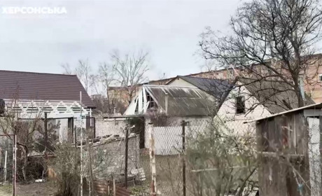 На Херсонщині армія рф завдала ударів по критичній та соціальній інфраструктурі, житловим кварталам