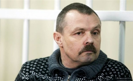 Засудили й відпустили: ексдепутата Криму, засудженого за держзраду, суд знову відмовився ув’язнити