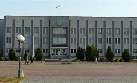 У Нетішинській міськраді відбулося чергове засідання виконкому: які рішення прийняли?