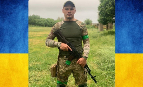 Олександр Духовенко загинув за вільне життя своїх синочків та країни