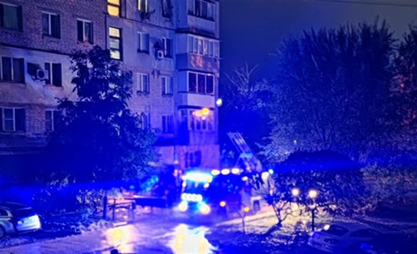 У Краснограді врятували 8-ми річну дитину з зачиненої квартири