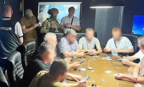 Підпільний покерний клуб: на Житомирщині припинили діяльність неліцензованого казино