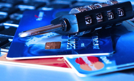 60-річна сватівчанка стала жертвою шахраїв. З її картки зняли 7500 гривень