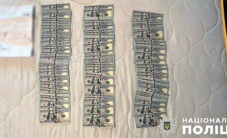 Правоохоронці викрили жителя Херсона, який за гроші «допомагав» скласти іспити майбутнім водіям
