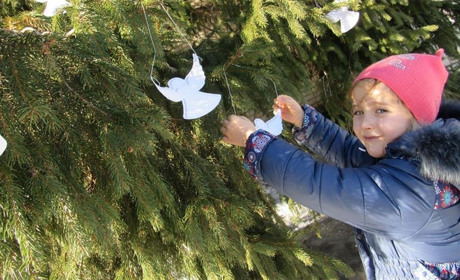 Сватівчани приєдналися до акції «Ангели пам’яті». Вона присвячена пам’яті Героїв Небесної Сотні