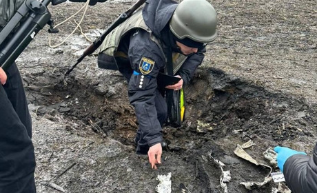 Поліція документує наслідки ворожих обстрілів у Шостці