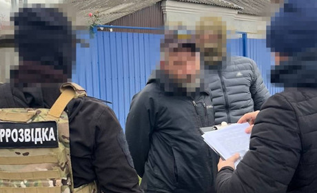 Коригував удари по прикордонних позиціях ЗСУ: на Сумщині затримали агента фсб