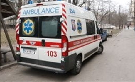 На Славутчині судили учасника бойових дій, який наїхав на собаку та побив «швидку»