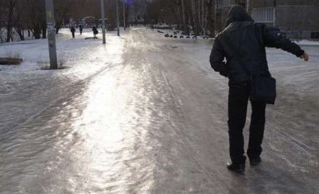 Ожеледиця на Переяславщині: поради пішоходам і водіям, як уникнути травм та аварій