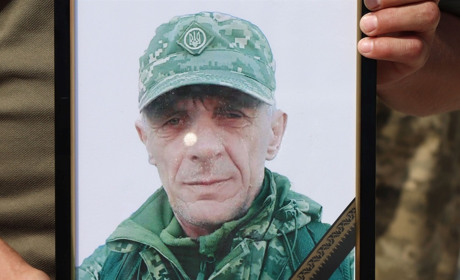 Втрата громади: у Заболотті попрощалися із загиблим 53-річним військовим