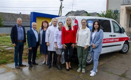 Перший мобільний аптечний пункт охоплює 9 сіл Кіцманської, Ставчанської та Веренчанської ТГ