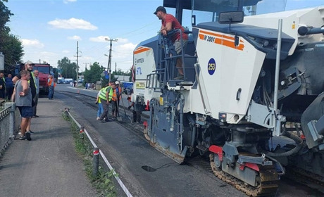 У Старокостянтинові ремонтують міст через річку Ікопоть