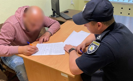 Глухівчанин, який «позичав» гроші з фейкових сторінок, заробив на цьому щонайменше 15 тисяч гривень