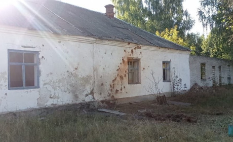 Сотні боєприпасів ворога щодня руйнують прикордонні громади Сумщини (фото)