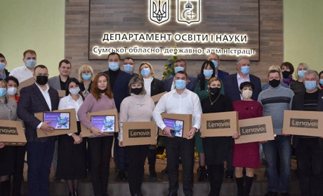 34 ноутбуки отримають вчителі Шосткинської громади у межах національного проєкту