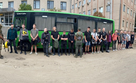 Масштабна втеча за кордон не вдалася: на Одещині прикордонники затримали одразу 18 чоловіків
