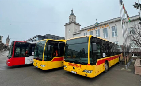 Чортків отримав три безбар’єрні автобуси від німецьких партнерів