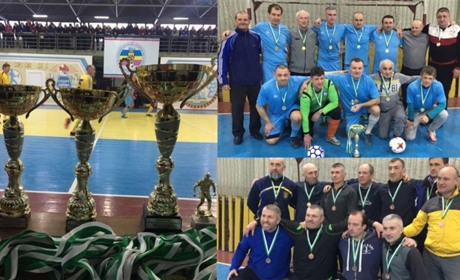 У Ніжині ветерани змагалися у футбол