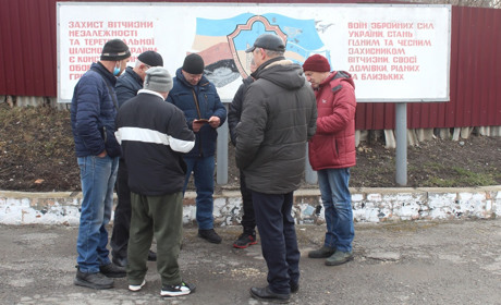 Призов резервістів. Городоччани масово з'їжджаються до колишнього РВК