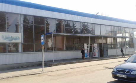 У Покровську депутати беруть під контроль діяльність автовокзалу 