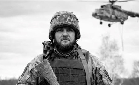 На щиті. Долинська прощається із земляком Віталієм Скороходом